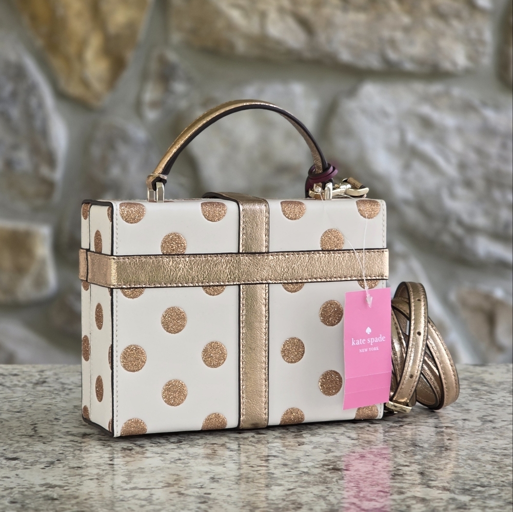 Kate Spade Wrapping Party Dot Gift Box Crossbody - Picture 3 of 10
